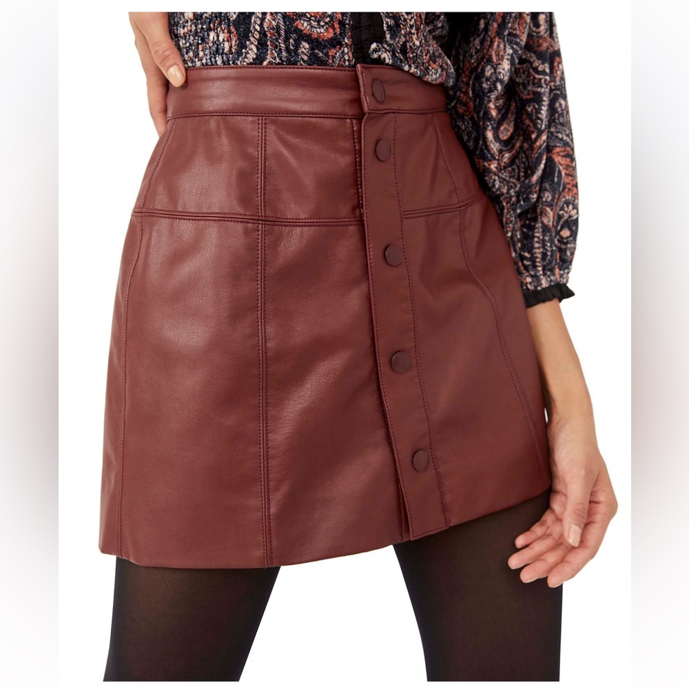 {NWOT Free People Maisie Button Vegan Leather Skirt Double Dare Burgundy Size 6}